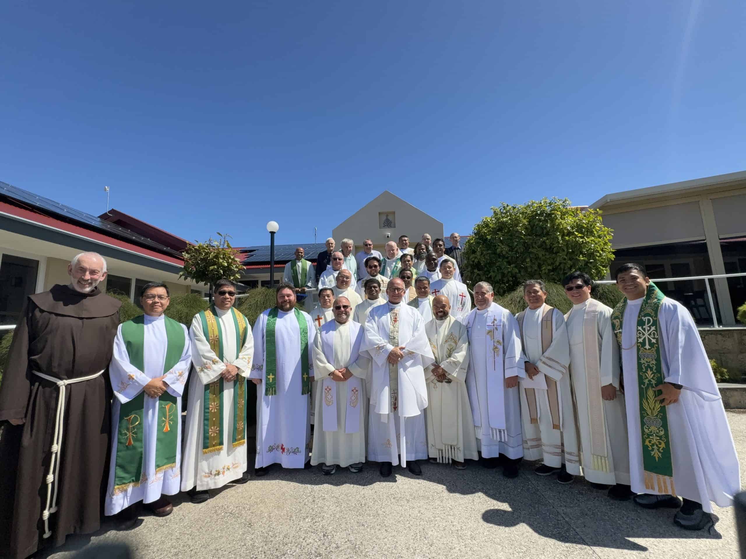 CLERGY AND RELIGIOUS PRIESTS OF THE DIOCESE OF BUNBURY “JOURNEY HOME”